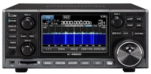 Icom IC-R8600 kommunikációs vevő